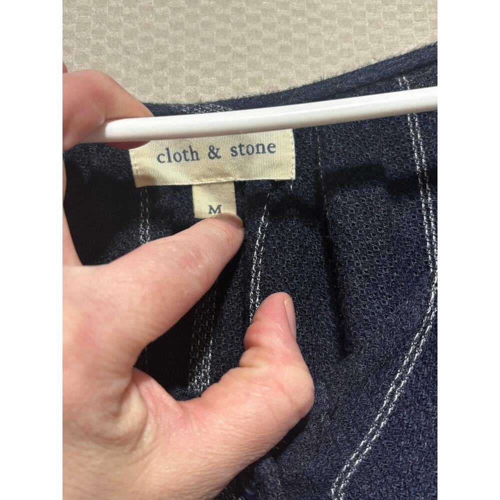 Cloth & Stone Anthropologie Navy Stripe Tie Front Top Size Medium Long Sleeve - Picture 4 of 9